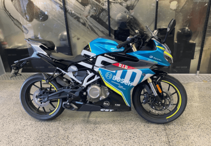 2021 CFMoto 300SR ABS