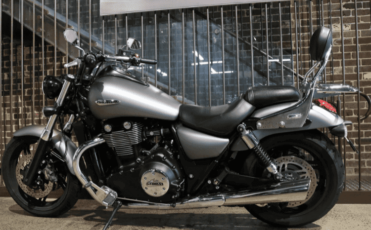 
								2013 Triumph Thunderbird Storm ABS full									