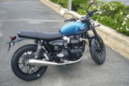 
										2021 Triumph Street Twin full									