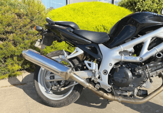 
								2002 Suzuki SV650 full									