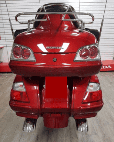 
								2010 Honda GoldWing Luxury (GL1800) full									