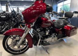 2017 Harley-Davidson Street Glide Special 107 (FLHXS)