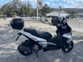 2016 Aprilia SR Max 300