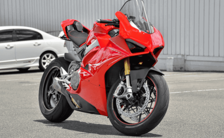 
								2018 Ducati Panigale V4 S full									