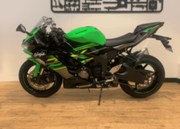 
										2019 Kawasaki Ninja ZX-6R ABS (636) KRT Edition full									