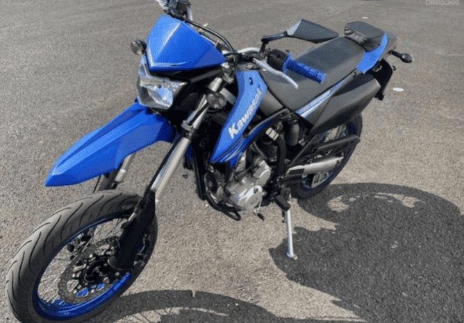 
								2011 Kawasaki KLX250SF Supermoto full									