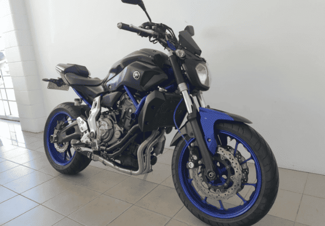 
								2016 Yamaha MT-07HO full									