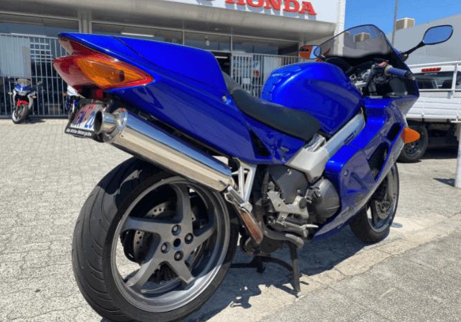 
								2001 Honda VFR800Fi full									