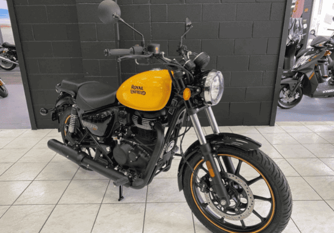 
								2021 Royal Enfield Meteor 350 Fireball full									