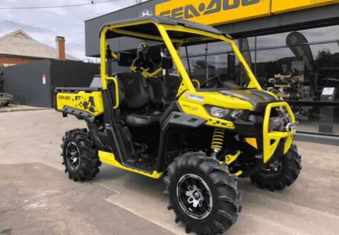 
								2019 Can-Am Defender HD10 XMR full									