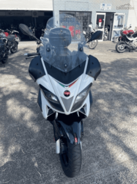 2016 Aprilia SR Max 300