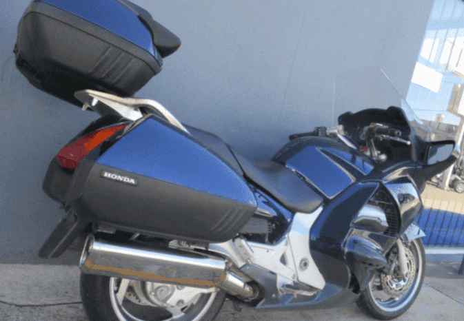 
								2004 Honda ST1300 ABS full									