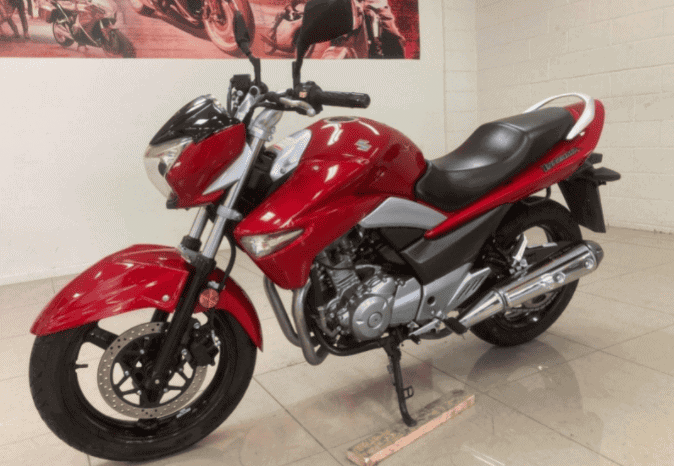 
								2012 Suzuki Inazuma 250 (GW250) full									