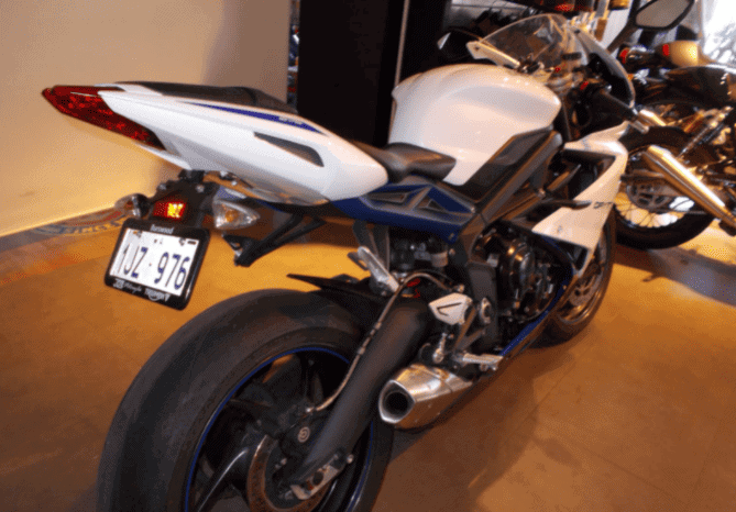 
								2013 Triumph Daytona 675 ABS full									