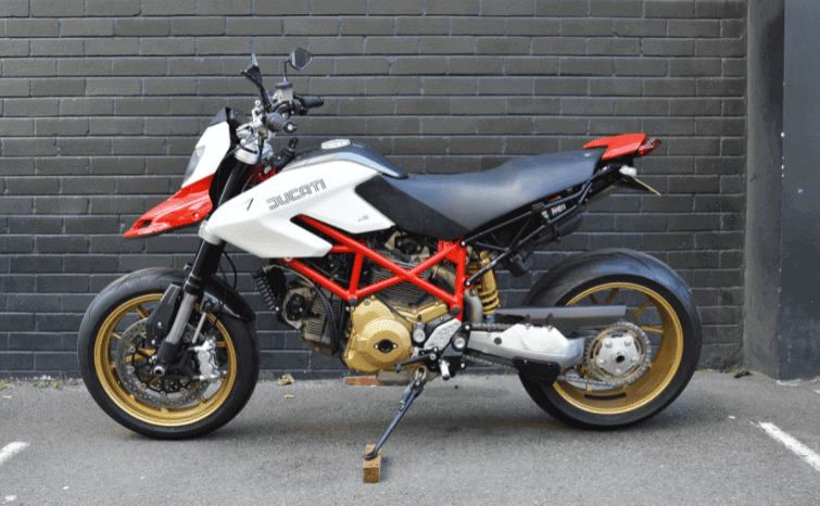 
								2011 Ducati Hypermotard 1100 full									