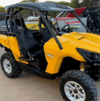 2015 Can-Am Commander 800R DPS