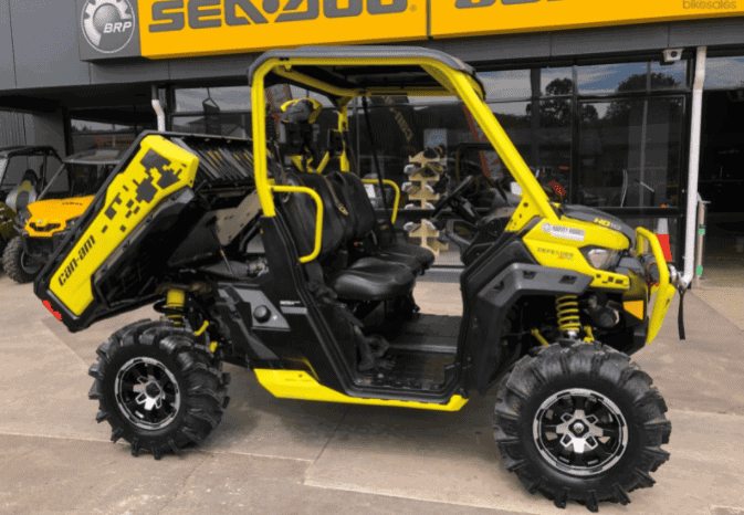 
								2019 Can-Am Defender HD10 XMR full									