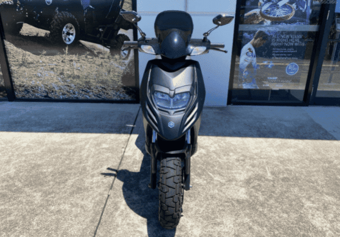 
								2019 Piaggio Typhoon 50 full									