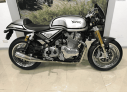 
										2015 Norton Commando 961 Cafe Racer full									