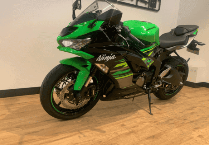 
								2019 Kawasaki Ninja ZX-6R ABS (636) KRT Edition full									