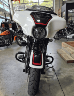 
										2021 Harley-Davidson CVO Street Glide 117 (FLHXSE) full									