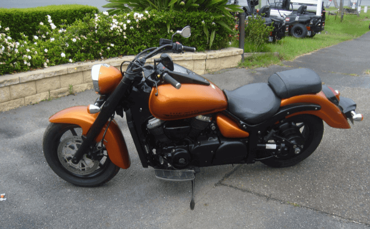 
								2016 Suzuki Boulevard C90 (VL1500B) full									