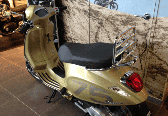 
								2021 Vespa Primavera 150 S full									