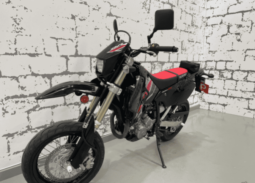 2021 Suzuki DR-Z400SM