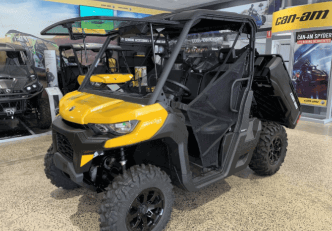 2020 Can-Am Defender HD8 DPS