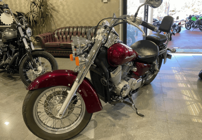 
								2009 Honda VT750C Shadow Classic full									