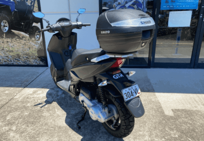 
								2019 Piaggio Typhoon 50 full									