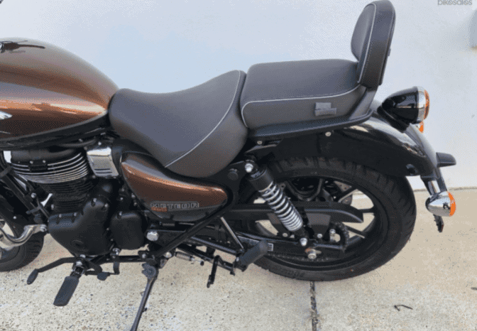 
								2021 Royal Enfield Meteor 350 Supernova full									