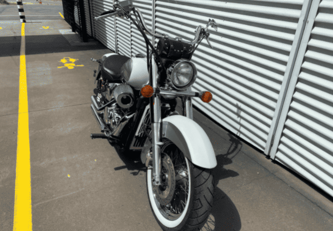 
								2013 Honda VT400 full									