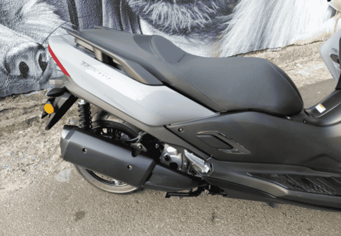 
								2021 Yamaha Tricity 300 (MWD300A) full									