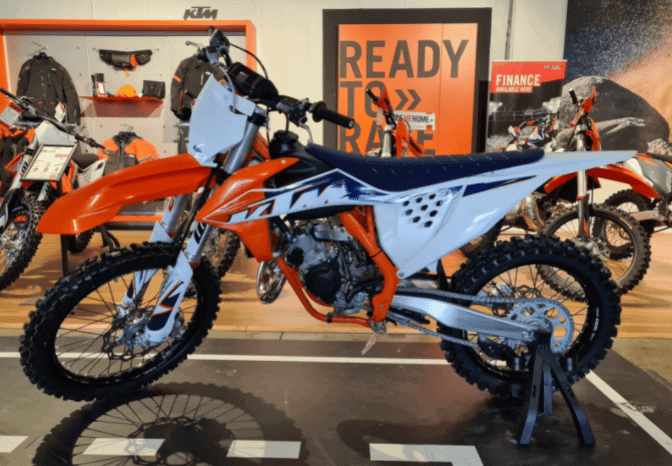 
								2021 KTM 125 SX full									