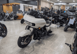 2018 Harley-Davidson Road Glide Special 107 (FLTRXS)