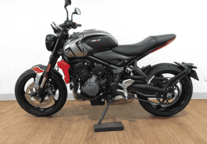 
								2021 Triumph Trident 660 full									