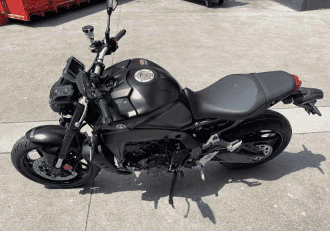 
								2021 Yamaha MT-09A full									